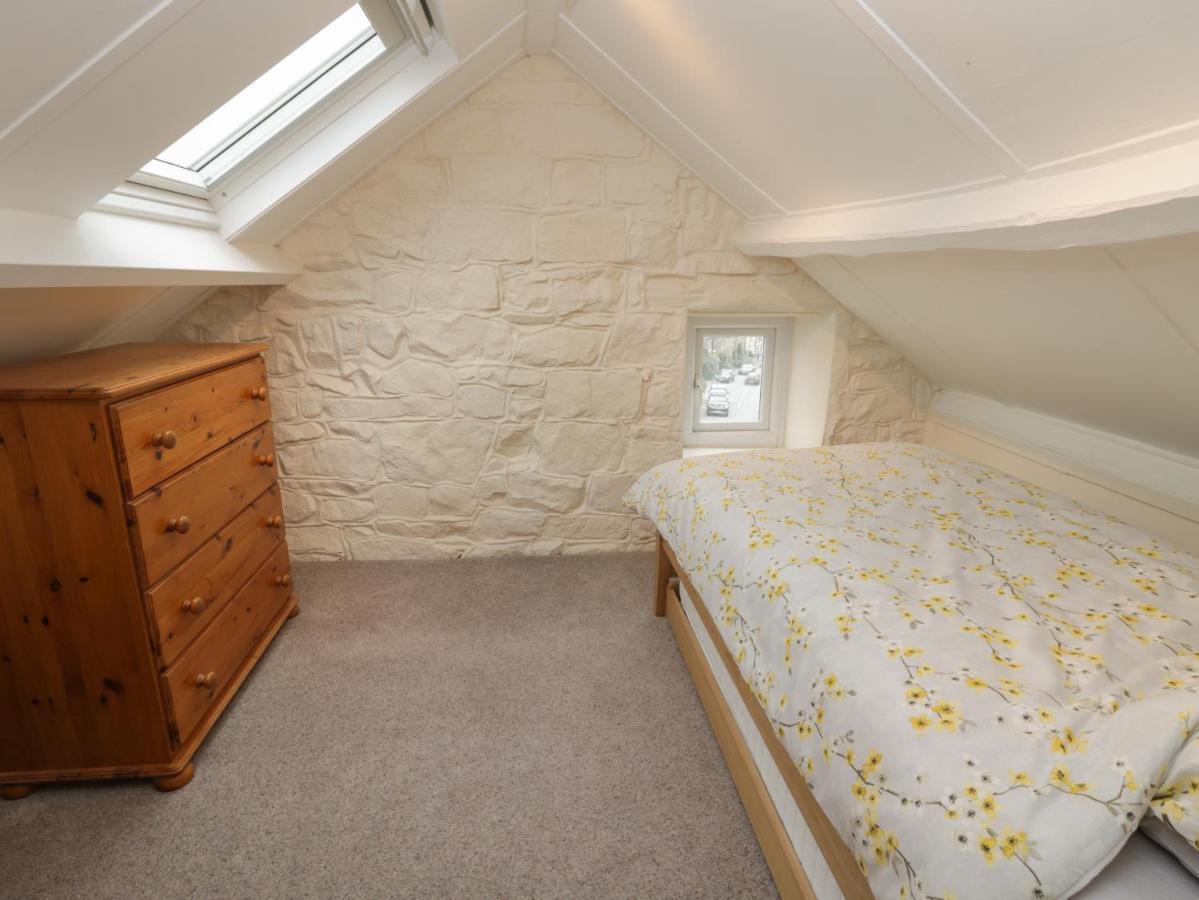 Springfield Cottage Уитби Екстериор снимка