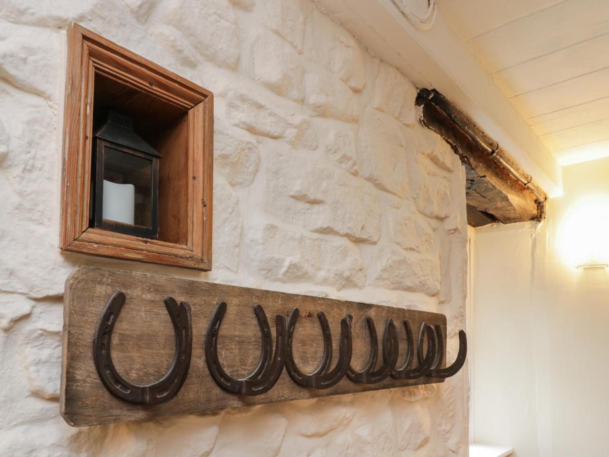 Springfield Cottage Уитби Екстериор снимка